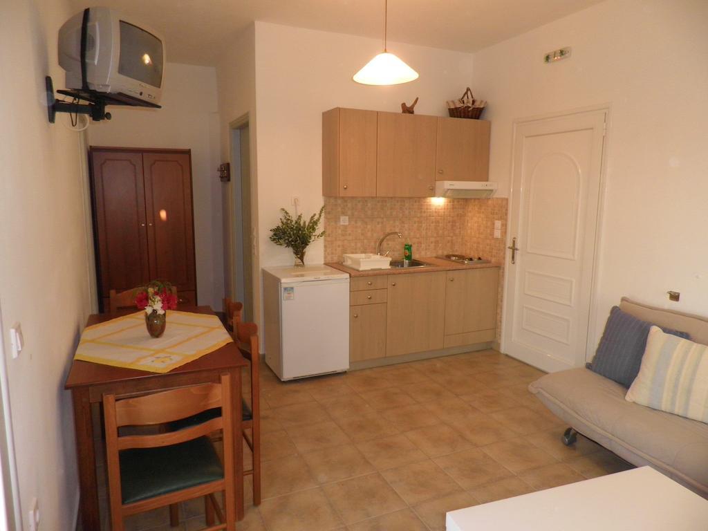 Giannikas Apartments 리바디 객실 사진