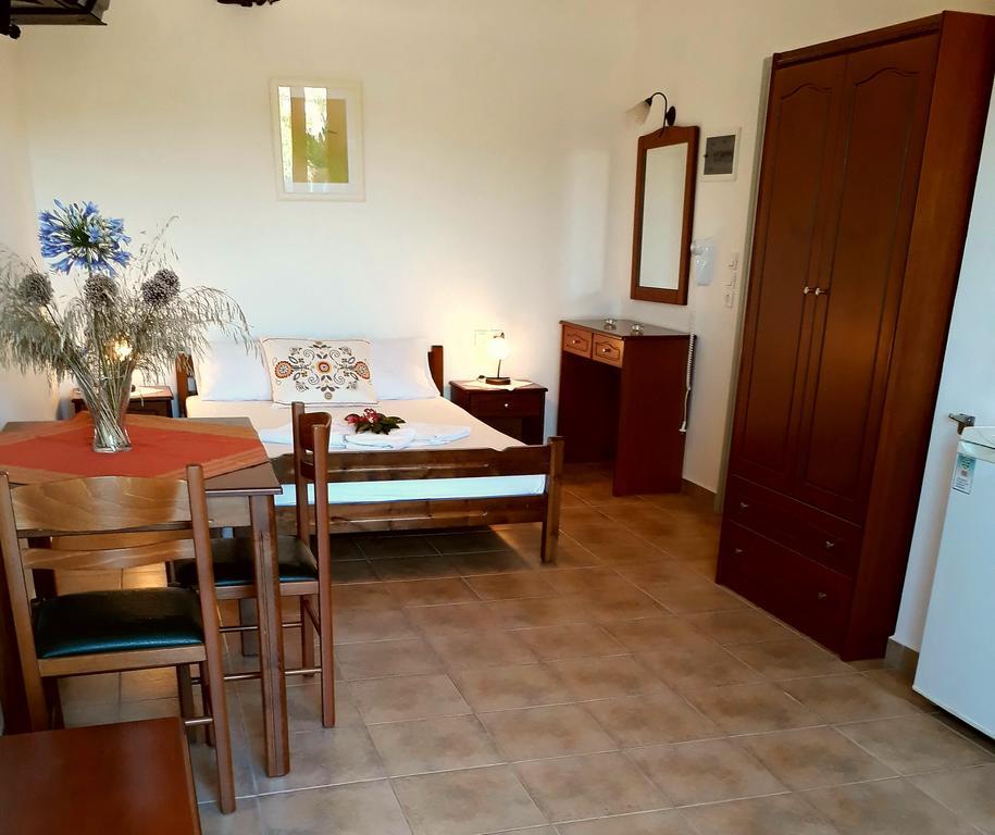 Giannikas Apartments 리바디 외부 사진